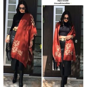 Elegant Floral Cape in Red,Reboso ,Shawl